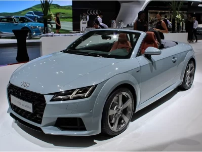 奥迪TT敞篷跑车价格_2025款奥迪TT敞篷版落地价参考