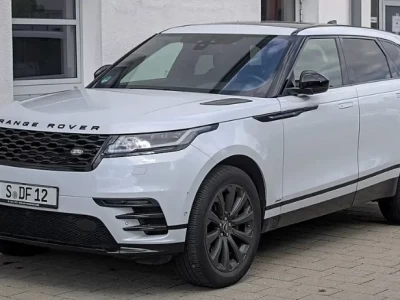 路虎揽胜知识百科_2025款最新配置与性能解析