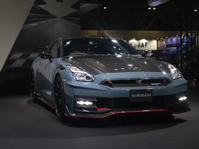 Nismo是什么意思_日产高性能车型标识全解析