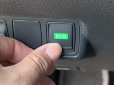 汽车eco什么意思_汽车eco灯常亮原因与解决方法