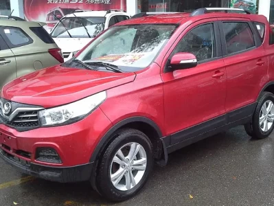 6万级小型越野车全解析：预算有限，越野梦不打折