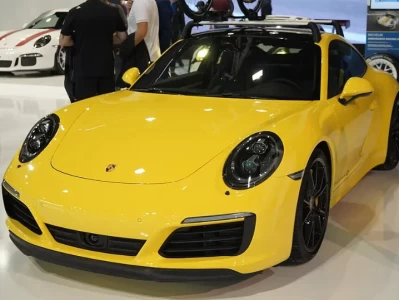 全球名车对决：不同国家的代表车型比拼(2025更新) 