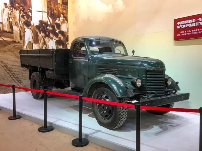 我国第一批国产汽车是什么牌的_揭秘中国最早汽车品牌