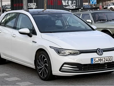 家用两厢车排行榜_2025年最值得入手的5款家用两厢车