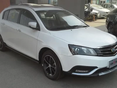 帝豪RS_吉利这款两厢车的性能与空间表现究竟如何