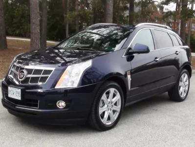 二手豪车的一把“双刃剑”：凯迪拉克SRX (SRX4) 深度优缺点解析与入手指南