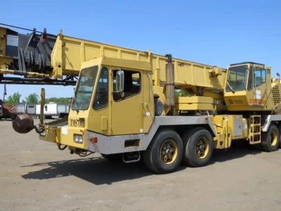 吊车多少钱一小时_吊车租赁价格深度解析