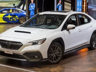 斯巴鲁WRX：驰骋于拉力赛道与都市街道的性能传奇