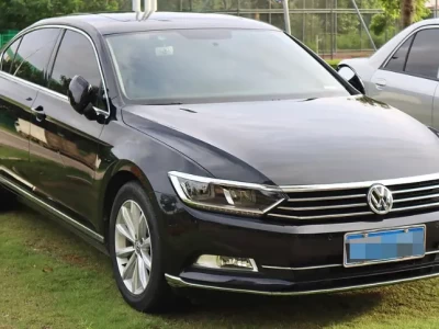 迈腾b8最新价格_2025款迈腾b8落地价及配置解析