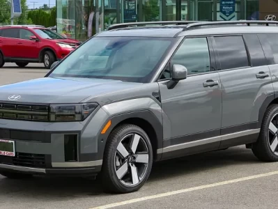 北京现代到底有没有硬派越野？从第五代胜达看合资“方盒子”的最后倔强