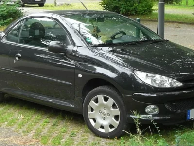 汽车方向盘抖动_故障原因排查与解决方法大全