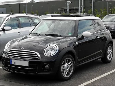 女人适合开的车排行榜_2025最适合女性驾驶的车型推荐