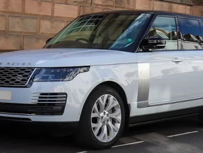 2026款路虎揽胜行政版报价全解析：百万级豪华SUV的价值标杆与选购指南