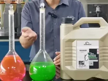 汽车防冻液红色和绿色区别_两种颜色防冻液性能对比解析