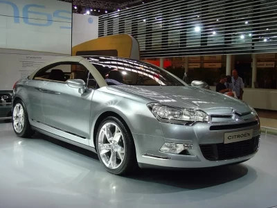 雪铁龙C5真实油耗大起底：是“油老虎”还是“底盘王”的代价？