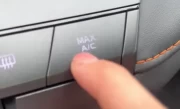 汽车空调max是什么意思_汽车空调MAX模式的作用与使用技巧