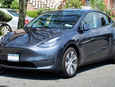 特斯拉Model Y试驾体验_日本代官山首试新车型感受