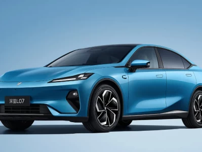 【深度】2026年选车指南：合资的反击与国产的护城河——深蓝L07 vs 日产N7