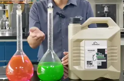 汽车防冻液红色和绿色区别_两种颜色防冻液性能对比解析 第1张