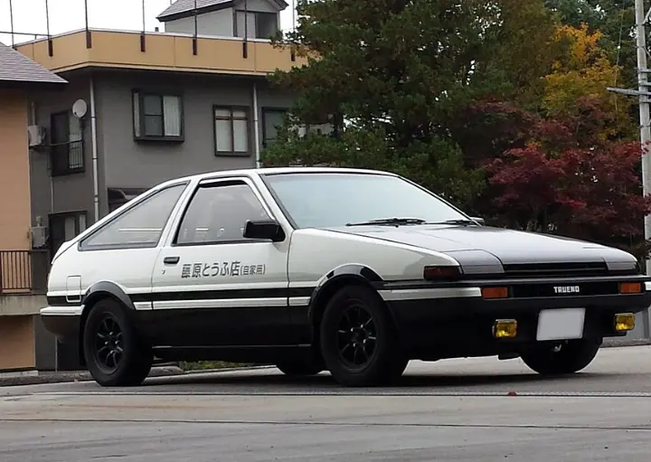 AE86是什么车_揭秘头文字D经典跑车的传奇故事 第1张