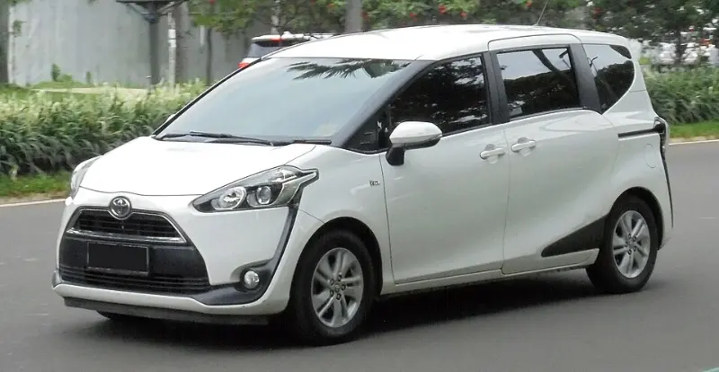 15万丰田7座MPV_家用商务两相宜的实惠之选 第1张