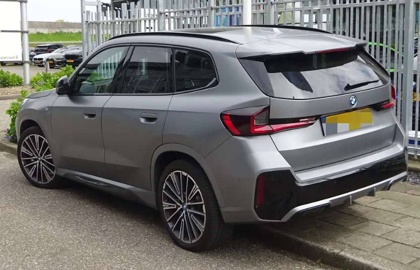 BMW iX1 EV尺寸测评_豪华电动SUV底盘性能全面解析 第1张
