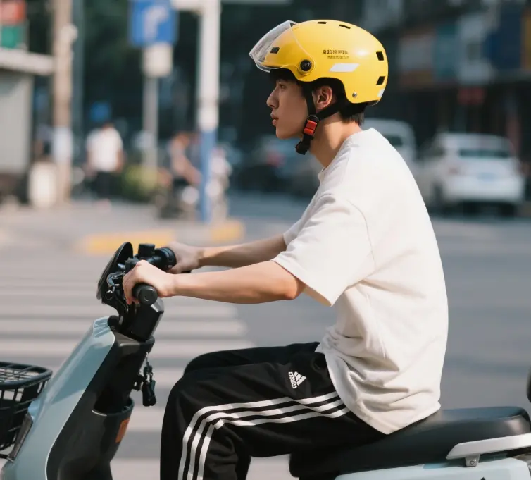 电动车安全知识_20条必备安全标语与骑行要点 第1张