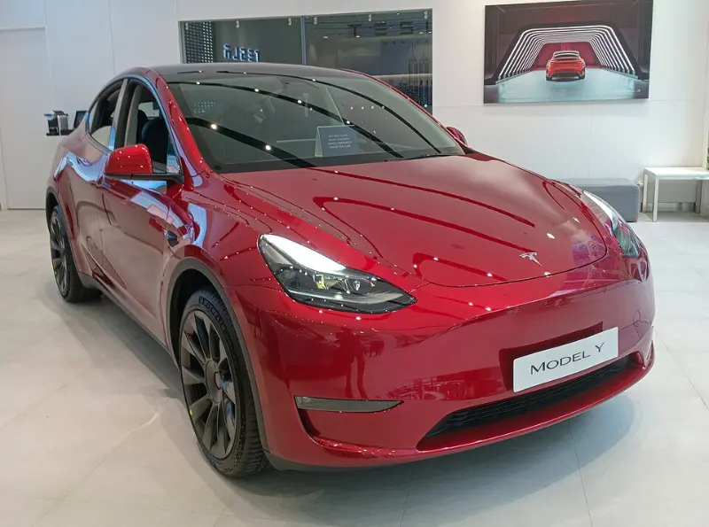 特斯拉Model Y L_深度解析这4个不容忽视的用车痛点 第1张