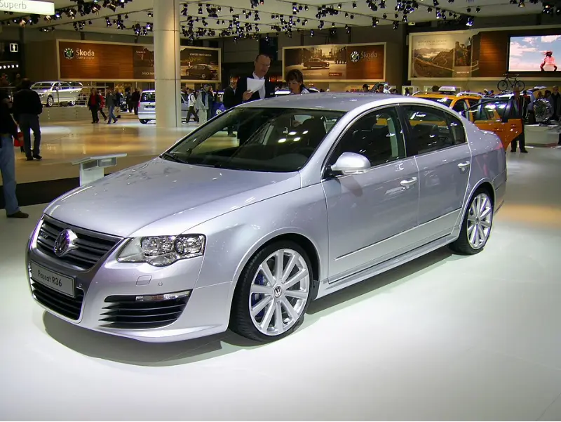 Passat R36_大众经典性能轿跑为何至今仍受追捧 第1张