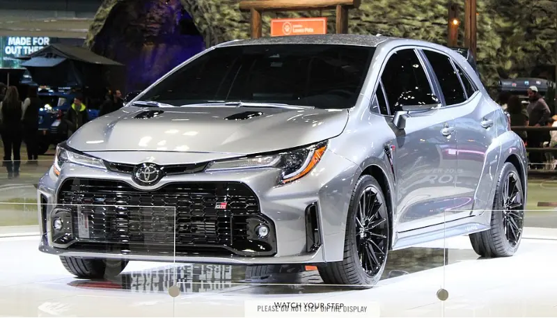 一汽丰田热门轿车_2025最新推荐车型大揭秘 第1张