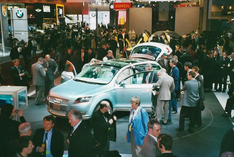 奥迪派克峰概念车：从概念到SUV王者的华丽预演 第3张