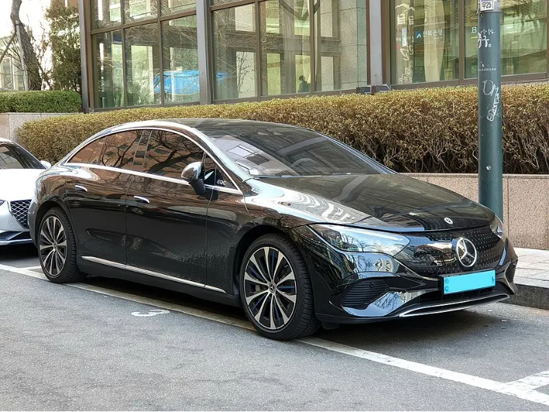 北京奔驰价格深度指南(最新版):从“落地价”到“养车坑”的全方位解析 第5张 北京奔驰价格深度指南(最新版):从“落地价”到“养车坑”的全方位解析 第5张