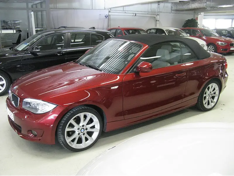 自由的呼吸：宝马120i敞篷轿跑车深度全解析