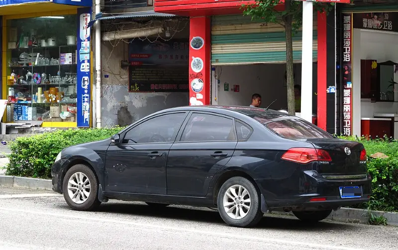 华晨中华骏捷FRV三厢(FSV):曾经的国民家轿深度评测与选购指南 第2张 华晨中华骏捷FRV三厢(FSV):曾经的国民家轿深度评测与选购指南 第2张