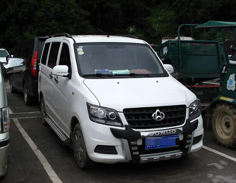 十年经典“多面手”：长安欧诺2013款深度解析与选购指南