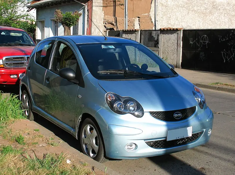 2012款比亚迪F0：3万元级