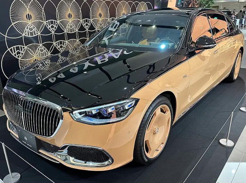 2025年黄金奔驰多少钱？金色G63、迈巴赫S级最新报价及购车全攻略 第2张