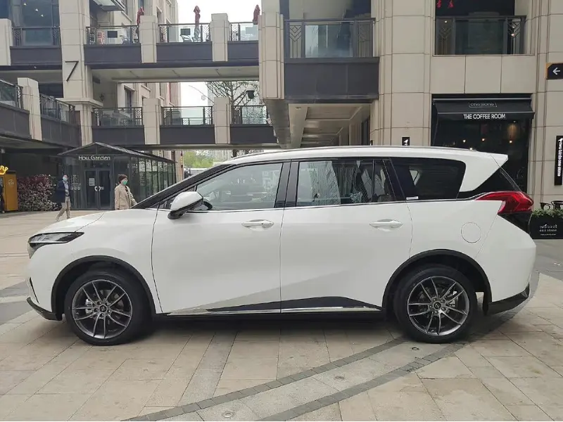 【深度解析】海马7X商务MPV:15万级家用商务两用神车,二胎家庭的移动安全堡垒 第3张 【深度解析】海马7X商务MPV:15万级家用商务两用神车,二胎家庭的移动安全堡垒 第3张