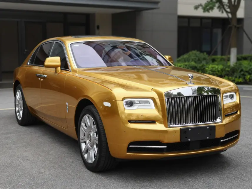 黄金劳斯莱斯多少钱？2025年最新价格详解与奢华定制指南 第2张