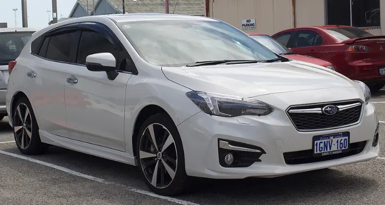 斯巴鲁翼豹（Subaru Impreza）怎么样？这台“买菜车”的外壳下到底藏着多少拉力灵魂？