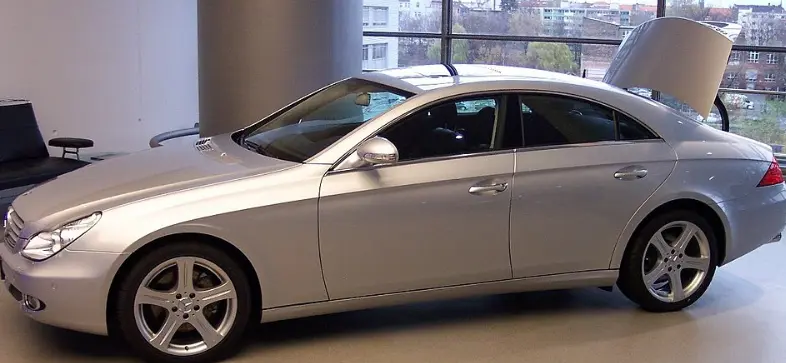 2024-2025年奔驰CLS 300报价详解：最美奔驰谢幕，现在入手的“底价”是多少？ 第3张