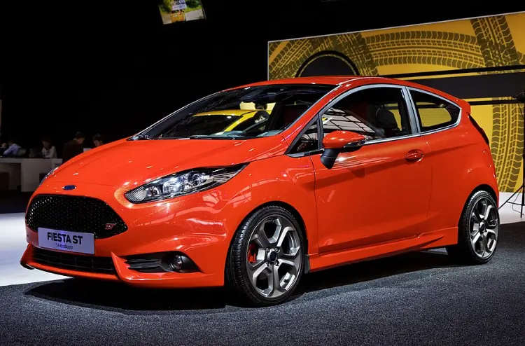 福特嘉年华两厢价格大底：是情怀溢价还是底盘绝唱？（含二手行情与避坑指南） 第1张