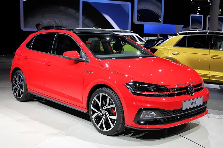 大众Polo GTI：在电车崩哭内燃机的年代，这台“工业绝版”还值得买吗？ 第1张