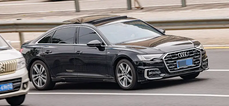 深度解析国产奥迪A6L：从“官车”图腾到家用全能选手的进化史 第2张