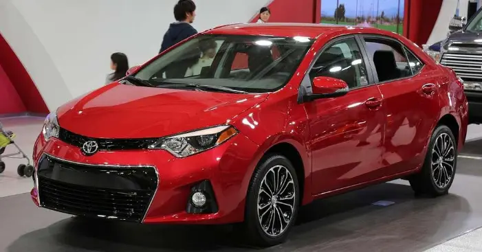 丰田花冠（Corolla）：从“国民神车”到全球销量王，详解这一车坛长青树的传奇之路 第3张