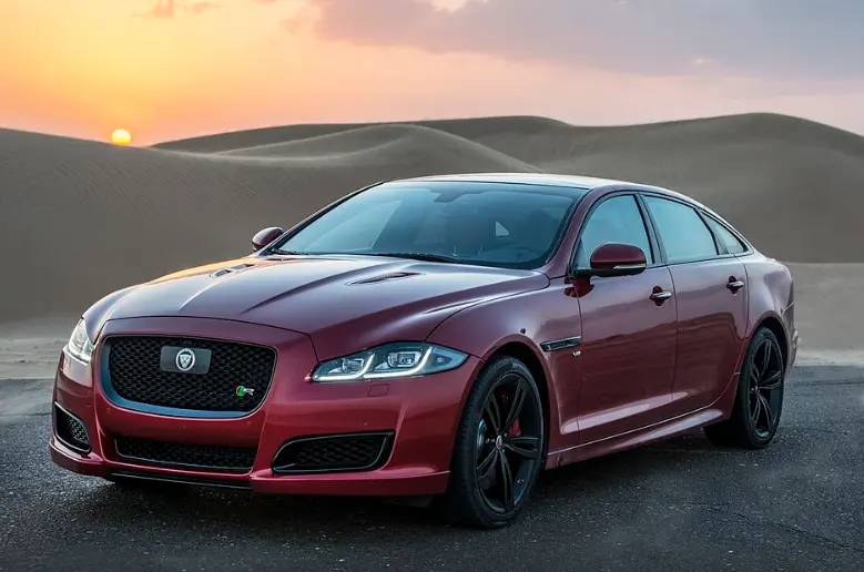 最后的英伦绅士：深度解析捷豹XJ到底怎么样？从情怀到现实的全面评测 第1张