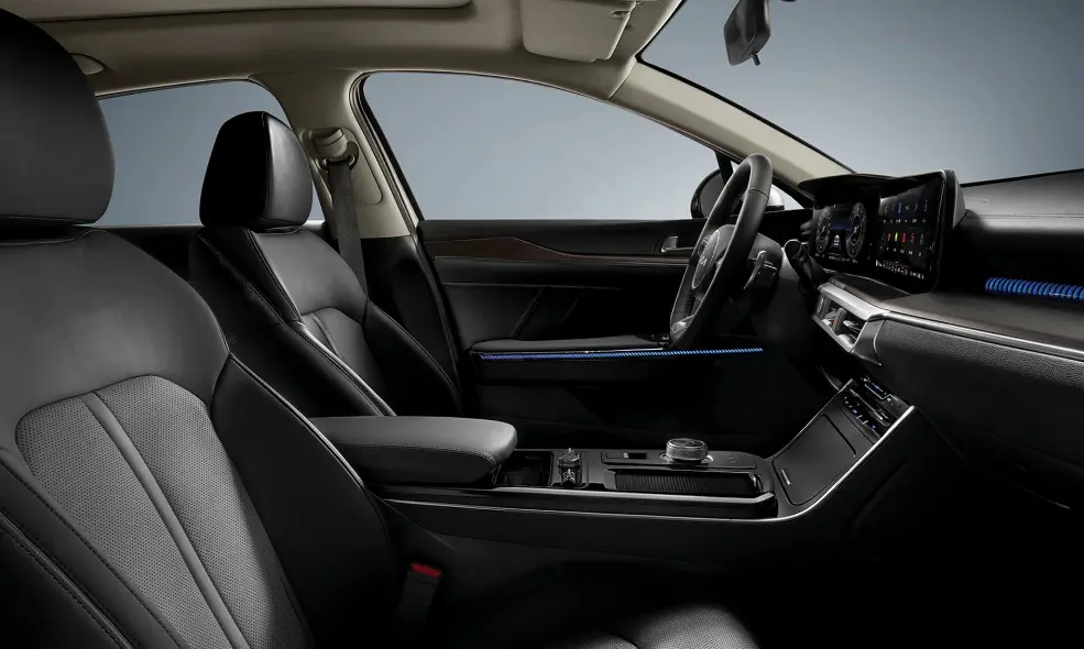 2025款起亚K5最新价格多少钱？官方指导价13.98万起，终端优惠后更实惠 第3张