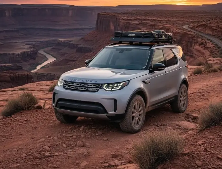 路虎发现（Discovery）深度解析：不仅是“方盒子”，更是全地形豪华SUV的标杆？ 第1张