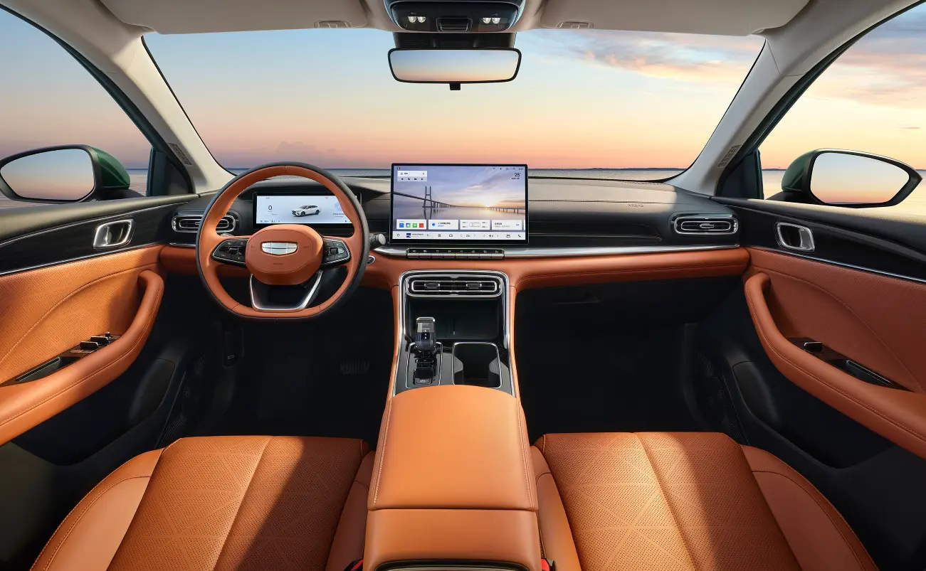 2025款吉利帝豪真实评价：高性价比家轿冠军，适合预算有限的家庭首选 第4张