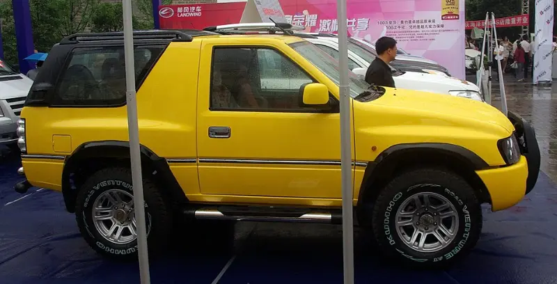 陆风X9深度解析：不仅是“国产牧马人”，更是情怀与硬核的越野老炮儿（附二手行情与避坑指南） 第2张